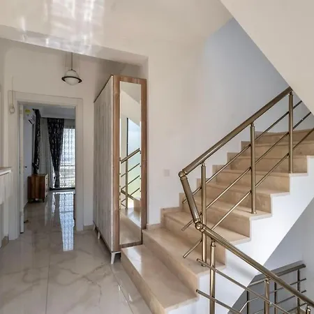 빌라 Sleeps 6, Luxurious Modern - Awz 266 *