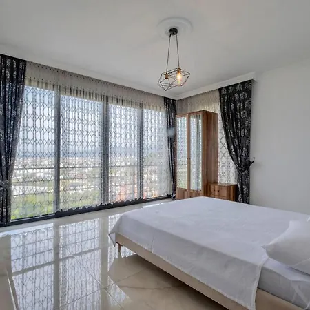 빌라 Sleeps 6, Luxurious Modern - Awz 266 페티예