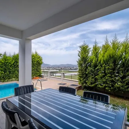 Sleeps 6, Luxurious Modern - Awz 266 빌라